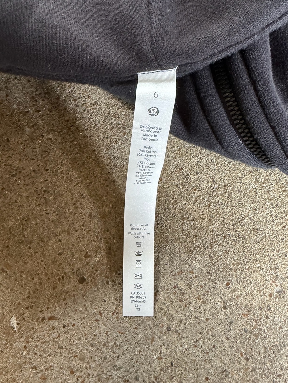Lululemon Scuba Hoodie Light Cotton Fleece in Black Size 6 Activewear Zip Up - Picture 8 of 11